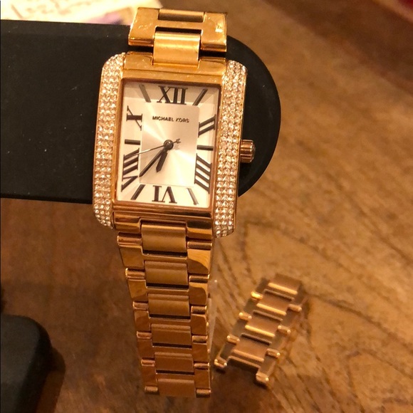 michael kors emery watch